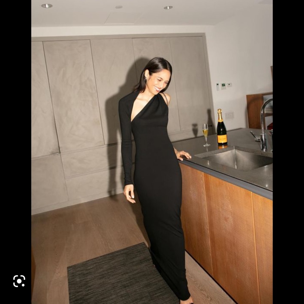 Small Marcella New York One Shoulder Wrap Maxi Dress 🖤